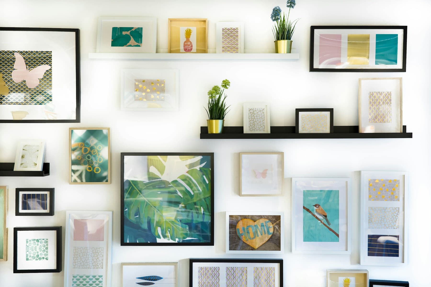 Wall Decor room ideas and decor guides — editorial styling idea